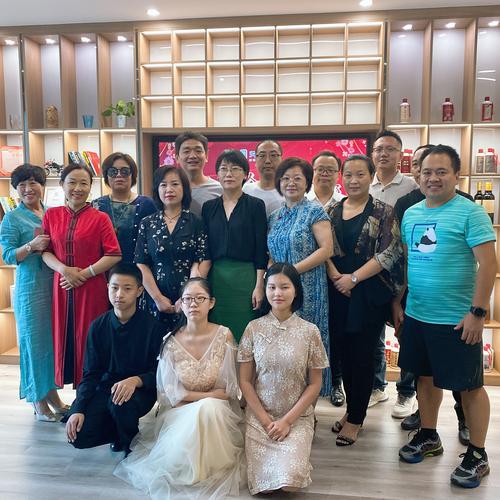 浅谈针纺织品销售的市场定位与经营策略——以刘建强公司为例
